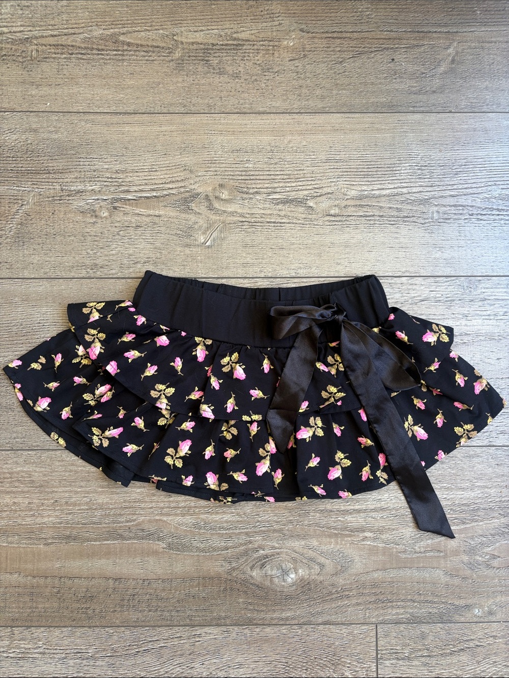 Betsey Johnson x Dolls Kill Collab Floral Print Tiered Ruffle Mini Skirt w Bow